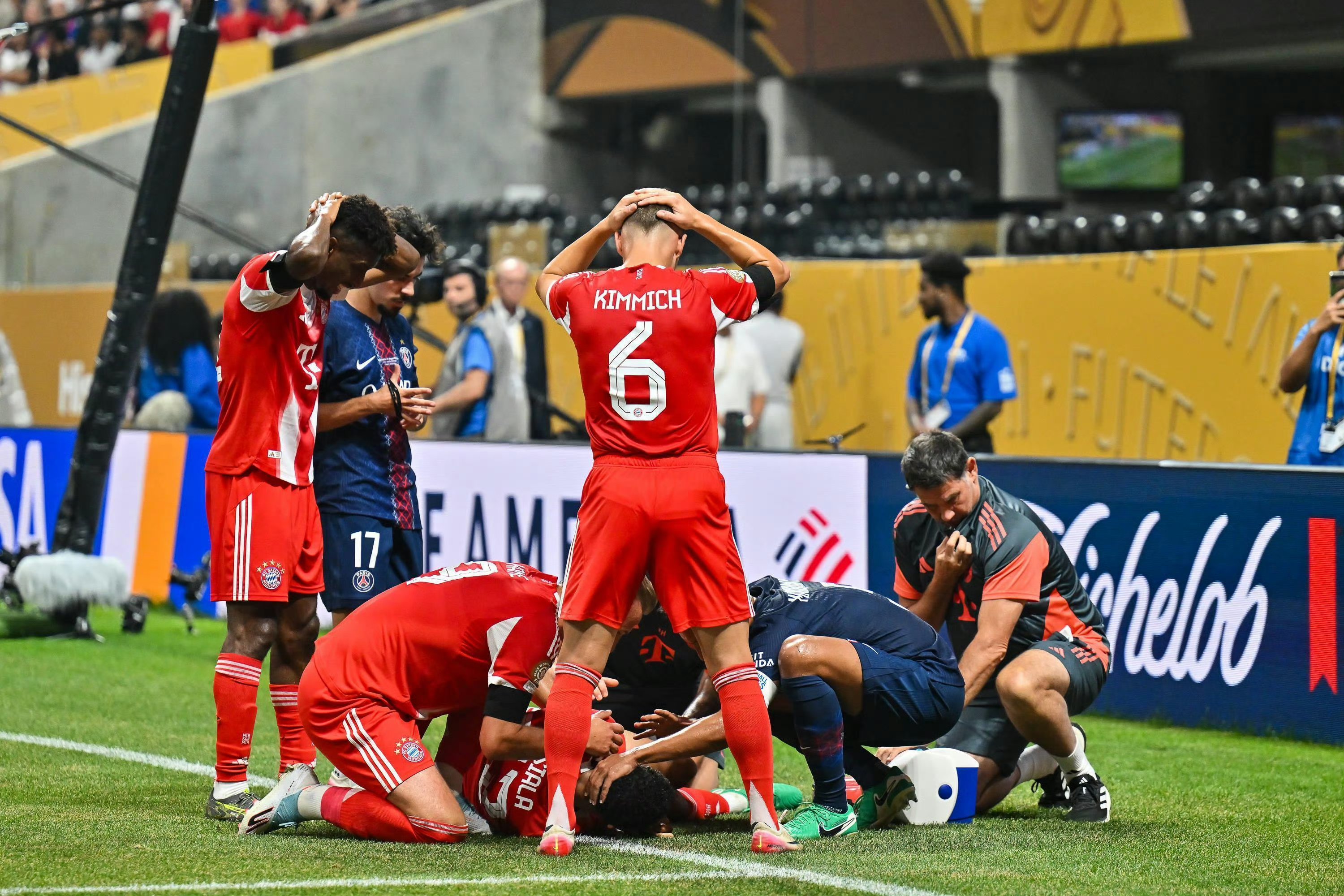 开云app-关于风云突变巴黎圣日耳曼冲刺阶段调整名单，西甲版图或变，赛场秩序良好，赛季目标并未改变的信息